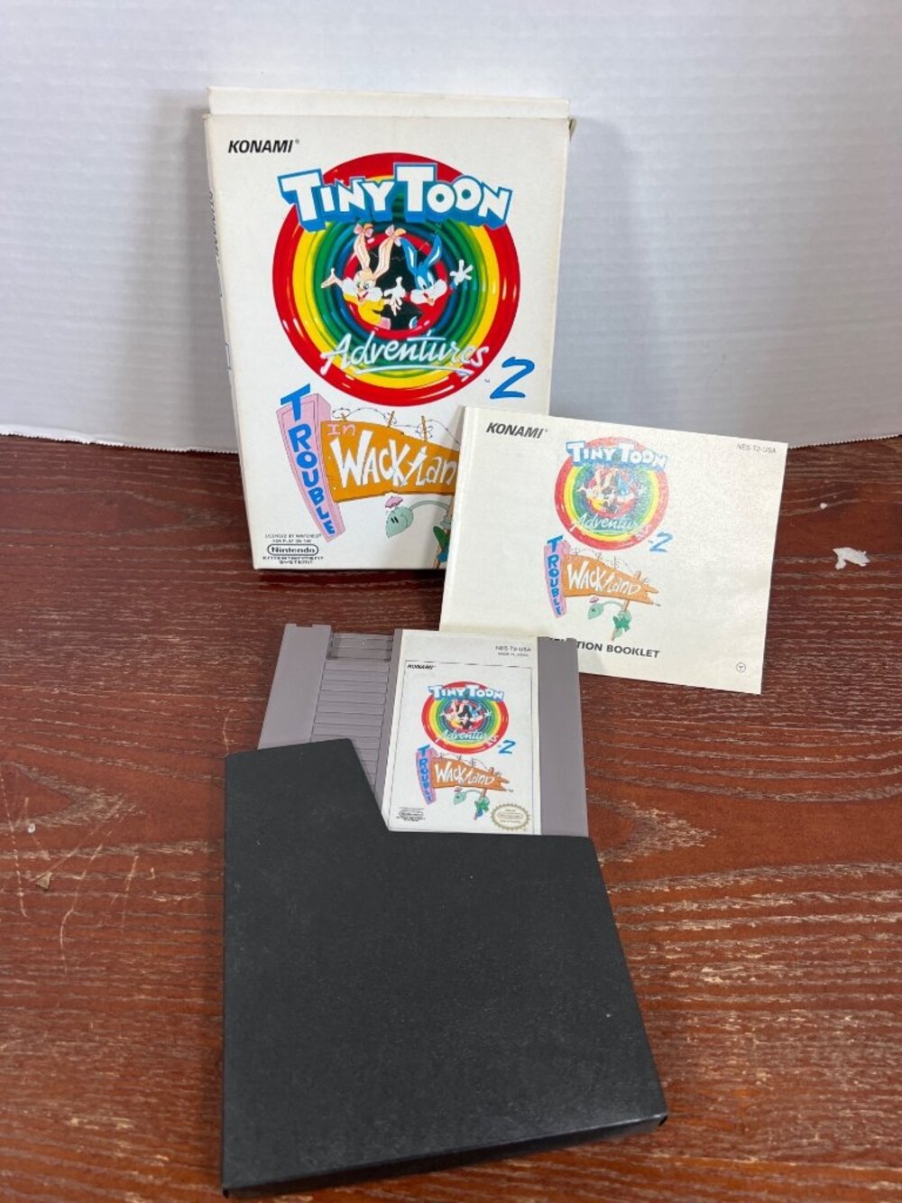 Tiny Toon Adventures 2 Trouble In Wackyland NES Complete W/ Box & Manual